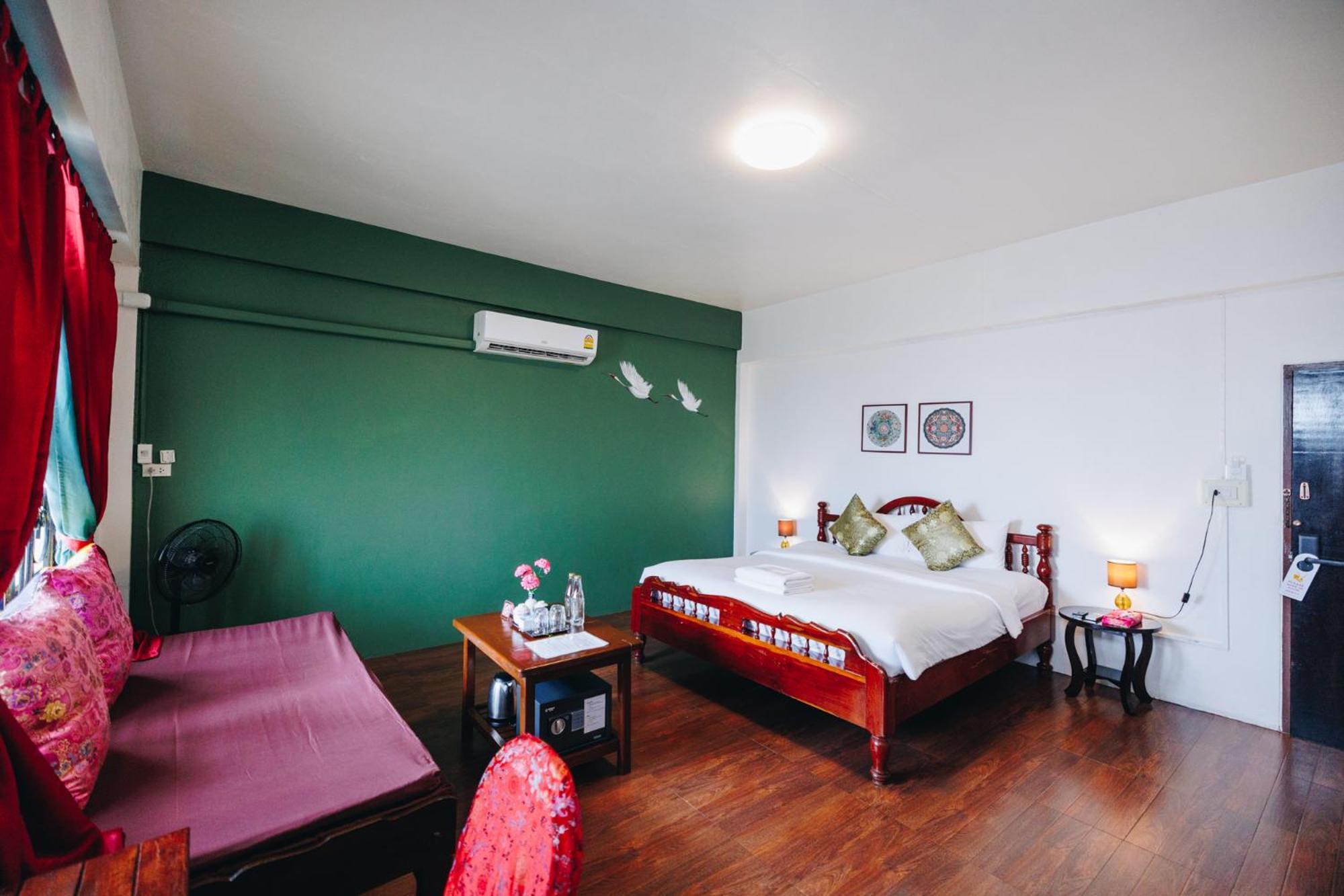 Sleeper House Hotel Trang Exterior foto