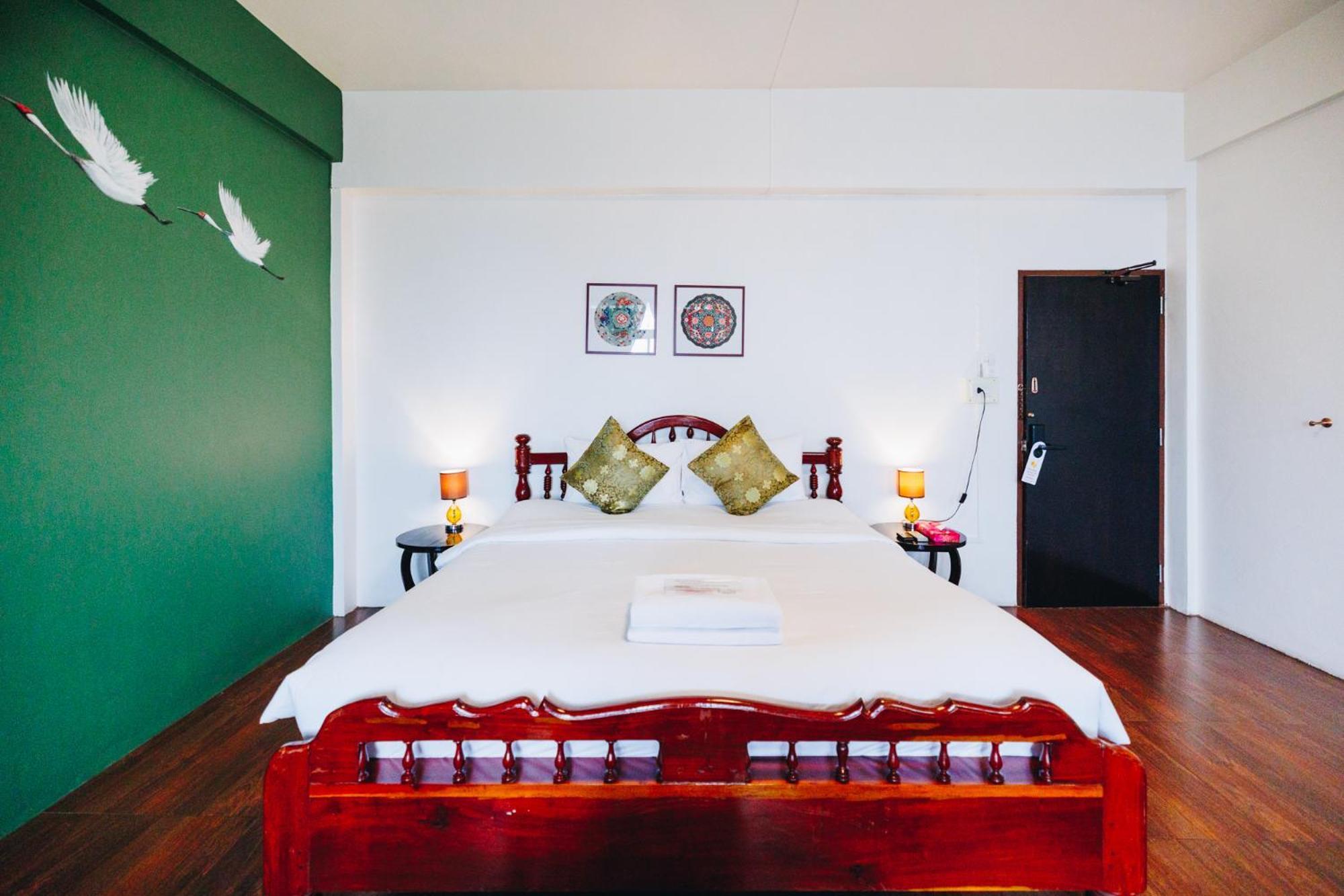 Sleeper House Hotel Trang Exterior foto